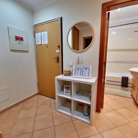 Pe Na Areia * 卡巴纳斯·德·塔维拉